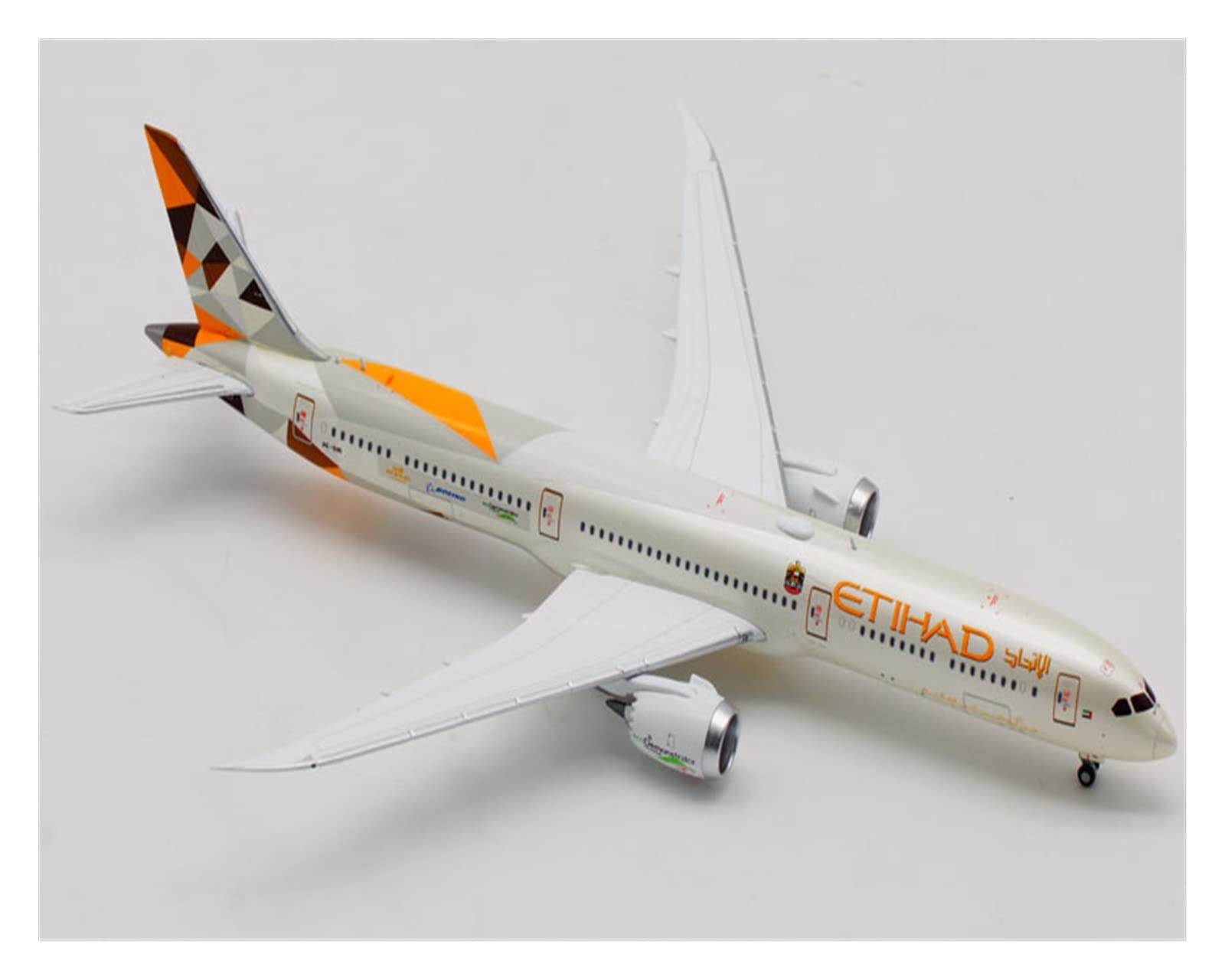 Aviation 1:400 エティハド航空 B787-10 A6-BMI Amazon.co.jp: 1:400 スケール エティハド航空 B787-10 A6-BMI